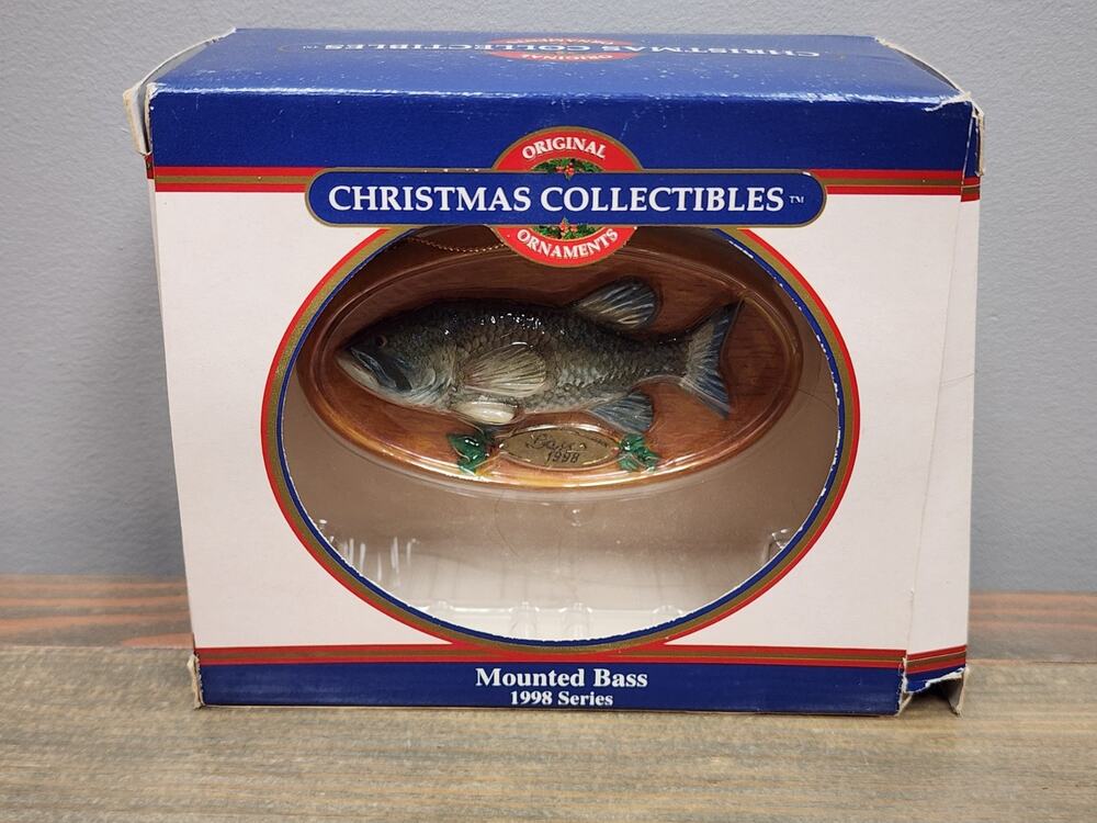 Christmas Collectibles Ornament Mounted Bass Fish w Tag 4" x 2.5"